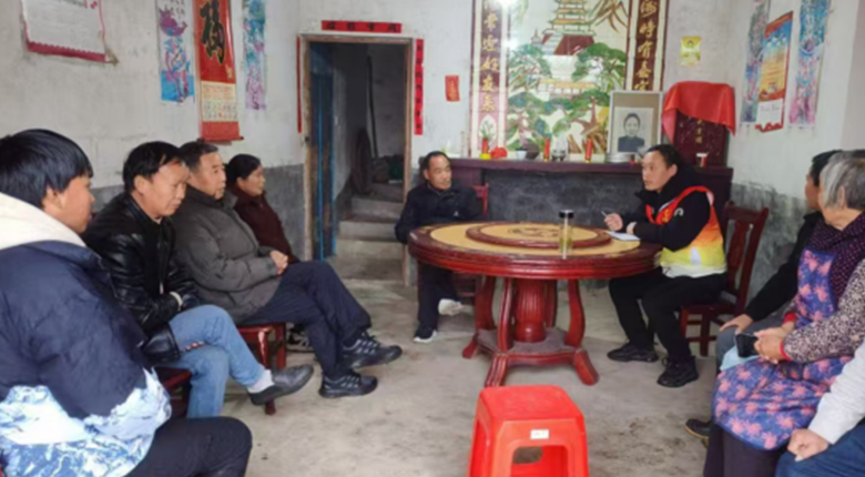 高峰乡高阳村：板凳会上话民生 党建引领解民忧